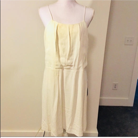 Kensie NWT Off White Detailed Open Lace Back Dress - Picture 4 of 8